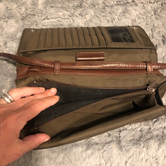 Hobo crossbody - Picture 3 of 4